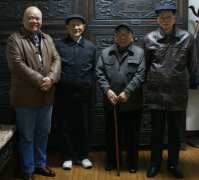 喜迎十八大中国书画家杂志社潇湘老艺术家来本社慰问